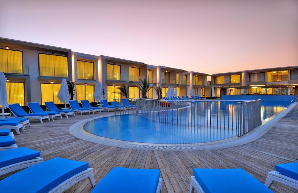 Lugga Boutique Hotel & Beach Ortakent Exterior photo